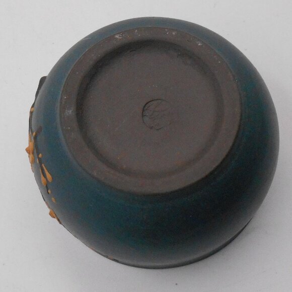 VINTAGE ZISHA TEA MUG YIXING TEACUP WITH LID HANDMADE FLORAL PLUM BLOSSOM DESIGN - Picture 7 of 11